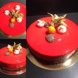 Entremet  la fraise (4.50 euros:personne)